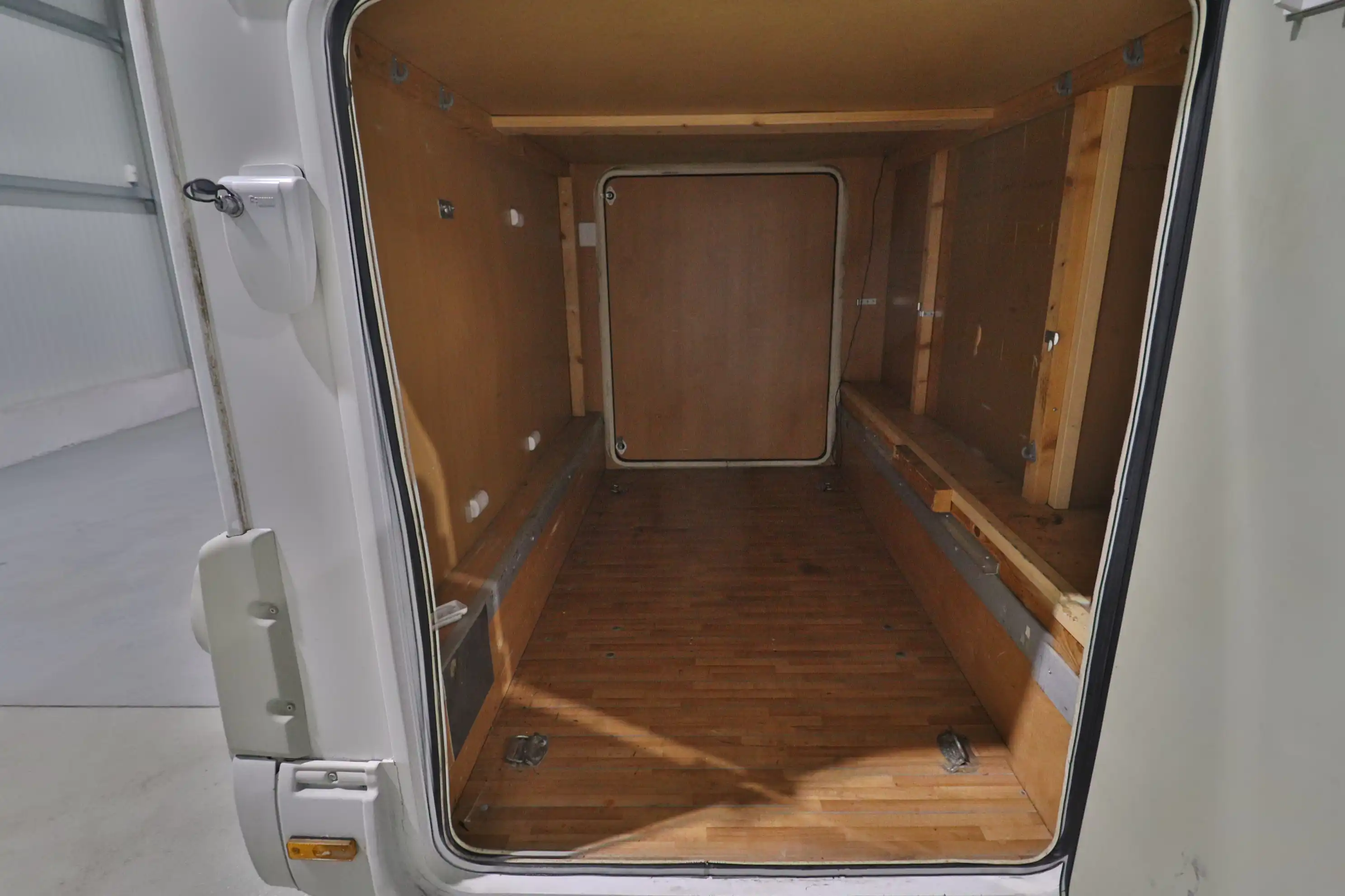 ROLLER TEAM Auto Roller Garage - Ansicht 5